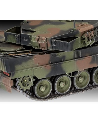 Model asamblat Revell - Танк Леопард 2 A6/A6NL - 2